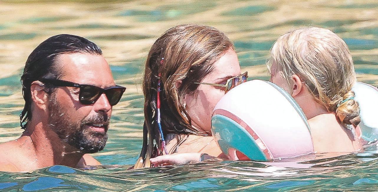 CHIARA FERRAGNI Y GIOVANNI TRONCHETTI SORPRENDEN, JUNTOS DE NUEVO, EN IBIZA