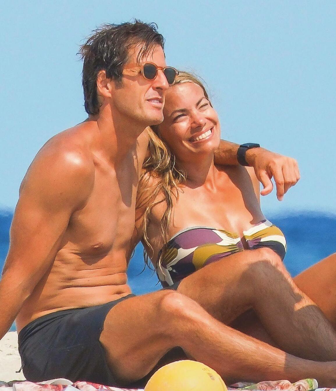 CARLA GOYANES AMOR EN FAMILIA, EN UN VERANO DE RECUERDOS