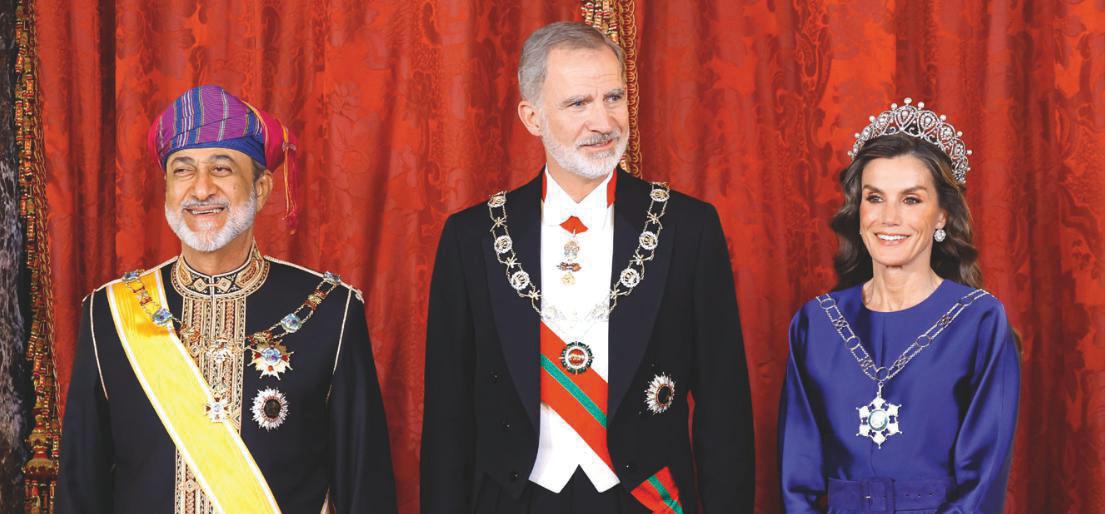 DONA LETIZIA LA IMAGEN MÁS MAJESTUOSA DE LA REINA, EN UN PALACIO QUE RECUPERA SU ESPLENDOR