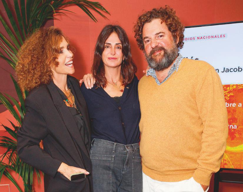 CAROLINA HERRERA, AMPARO CORSINI Y BLANCA SUELVES EN EL GRAN DEBUT COMO ESCRITORA DE SU AMIGA BÁRBARA ARENA