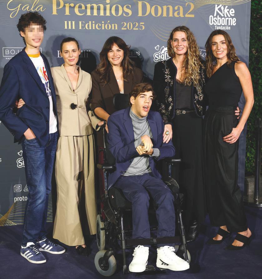 BERTIN OSBORNE SORPRENDE A FABIOLA MARTINEZ CON SU INESPERADA APARICIÓN EN UNA SEÑALADA CITA