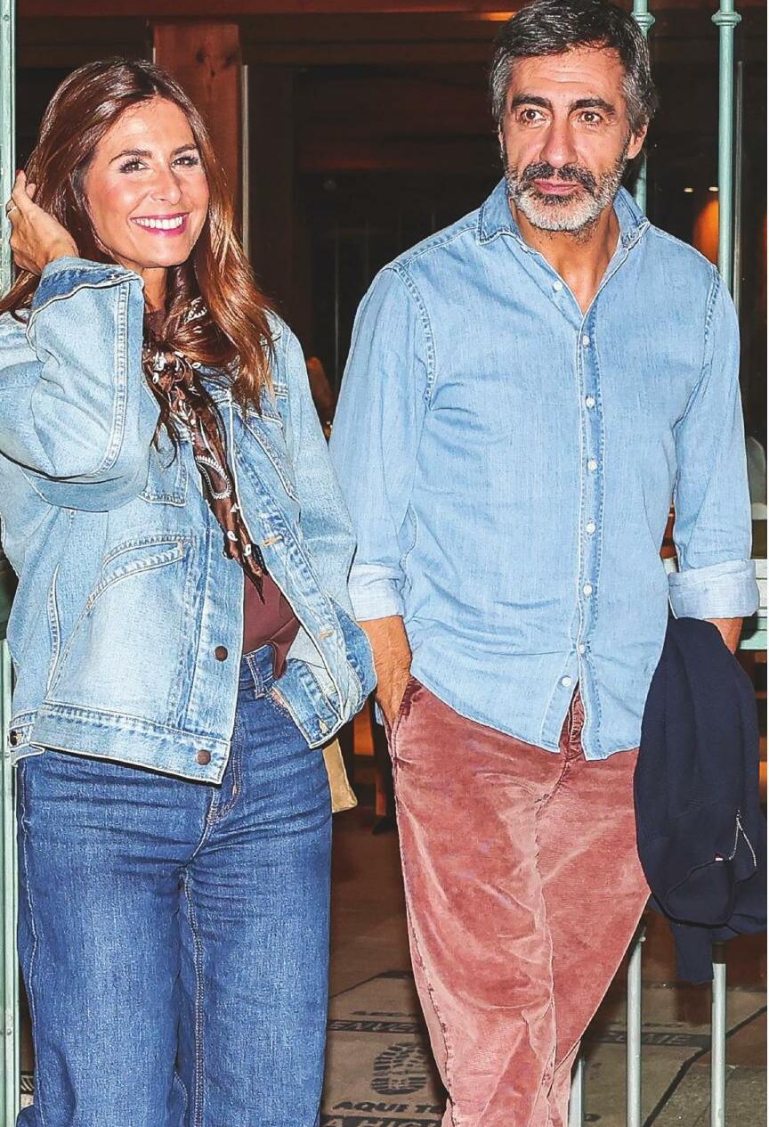 HABLAMOS CON JUAN DEL VAL TRAS GANAR EL PREMIO PLANETA: «SALGO EN LA TELE, ESCRIBO NOVELAS Y NO PIENSO PEDIR PERDÓN POR ELLO»