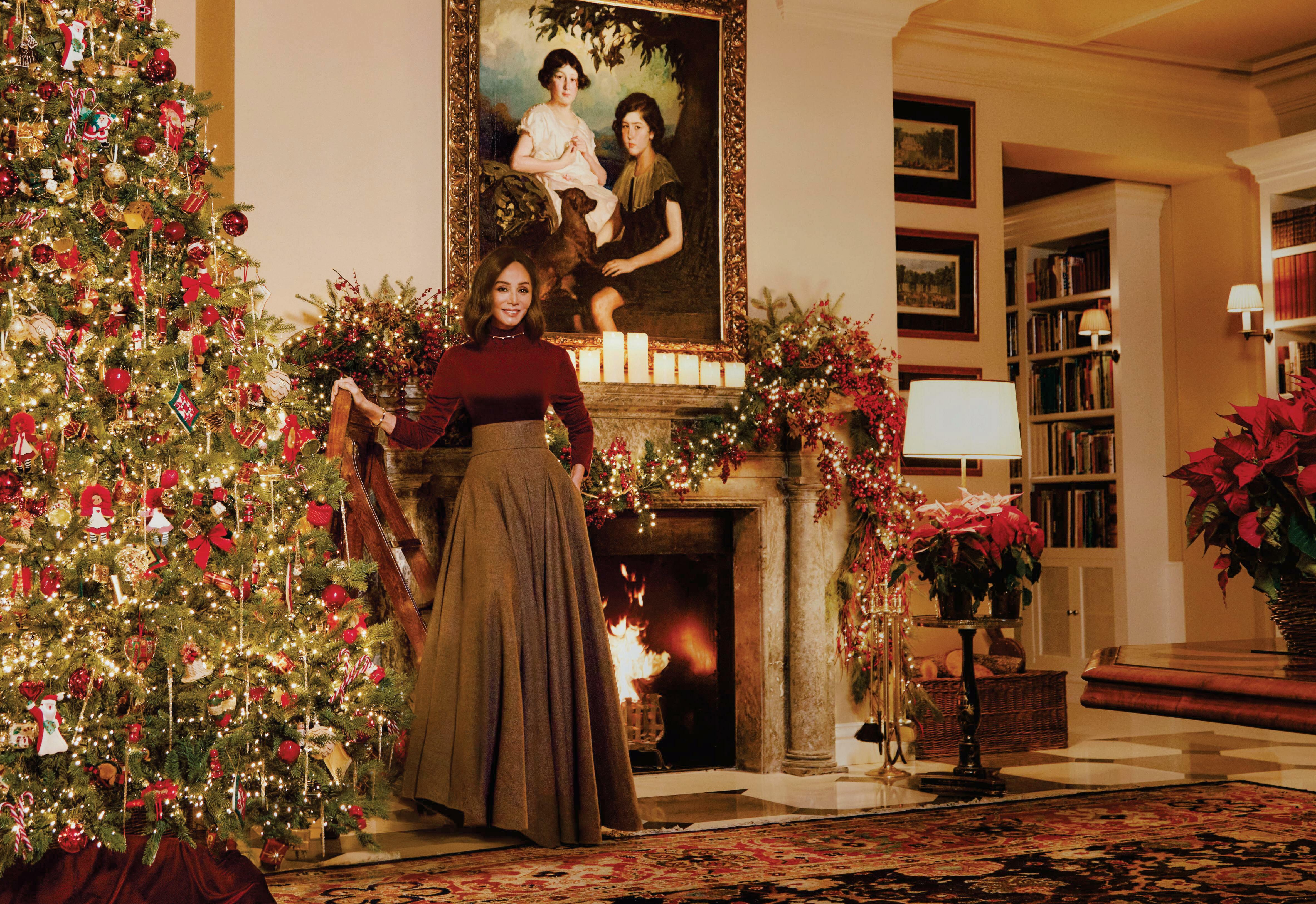 ISABEL PREYSLER NOS RECIBE EN SU CASA, LISTA PARA CELEBRAR LA NAVIDAD, Y HACE BALANCE DE UN AÑO IRREPETIBLE