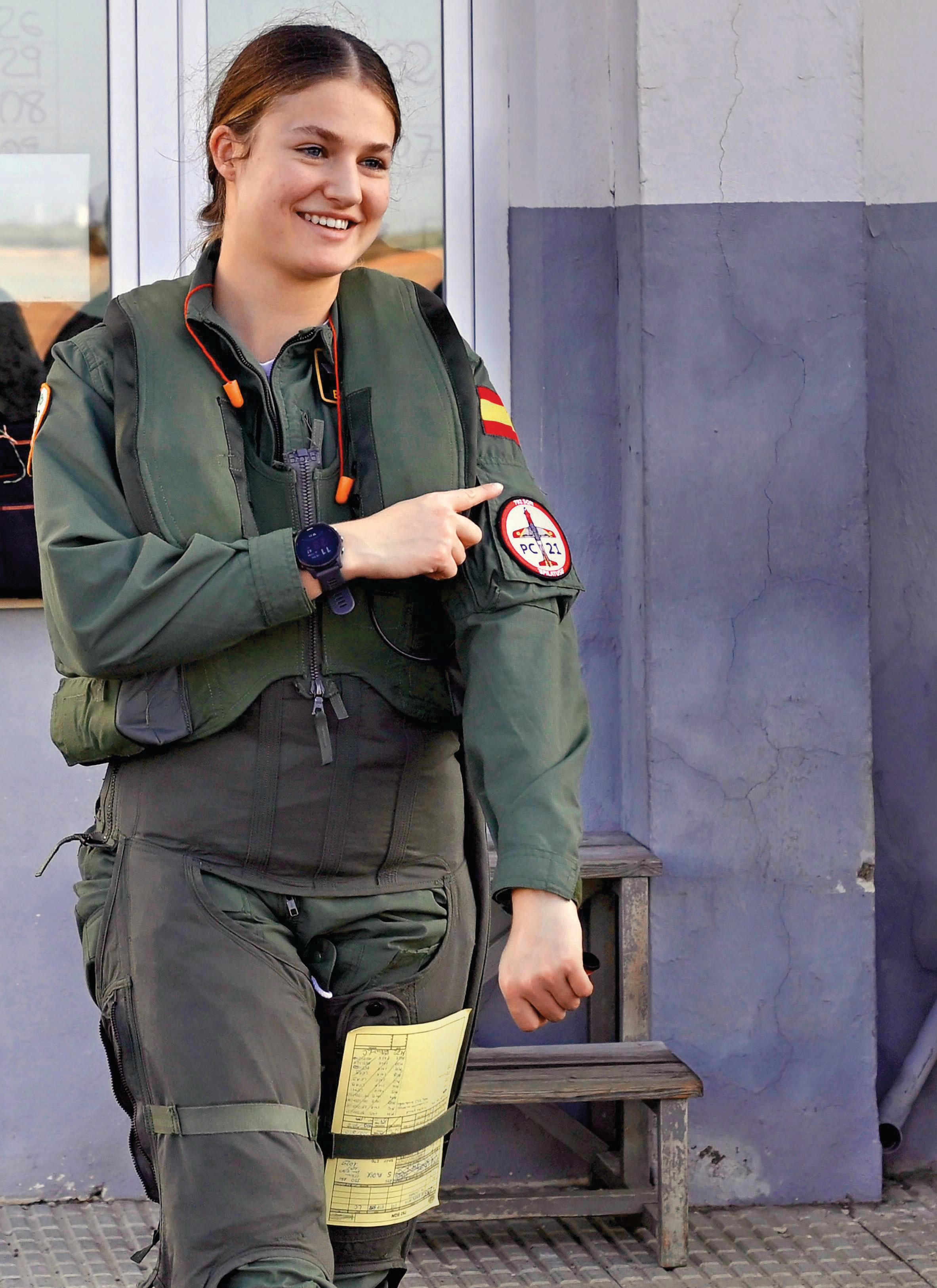 EL MOMENTO «TOP GUN» DE LEONOR LA PRINCESA SUPERA EL MAYOR RETO DE SU VIDA A LOS MANDOS DE UN AVIÓN «PILATUS»
