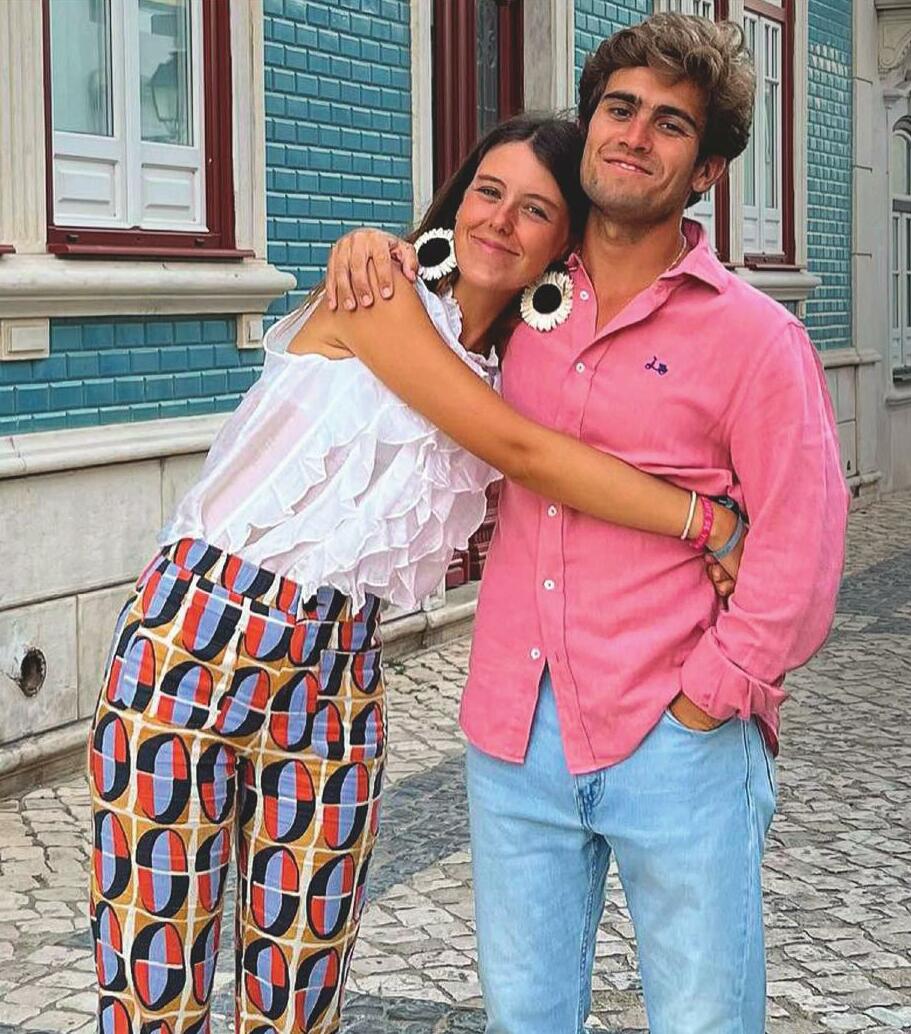 LA DESGARRADORA DESPEDIDA DE MANUELA OCHOA GOMEZ-ACEBO TRAS LA MUERTE DE SU NOVIO, A LOS CUATRO DÍAS DE SU COMPROMISO