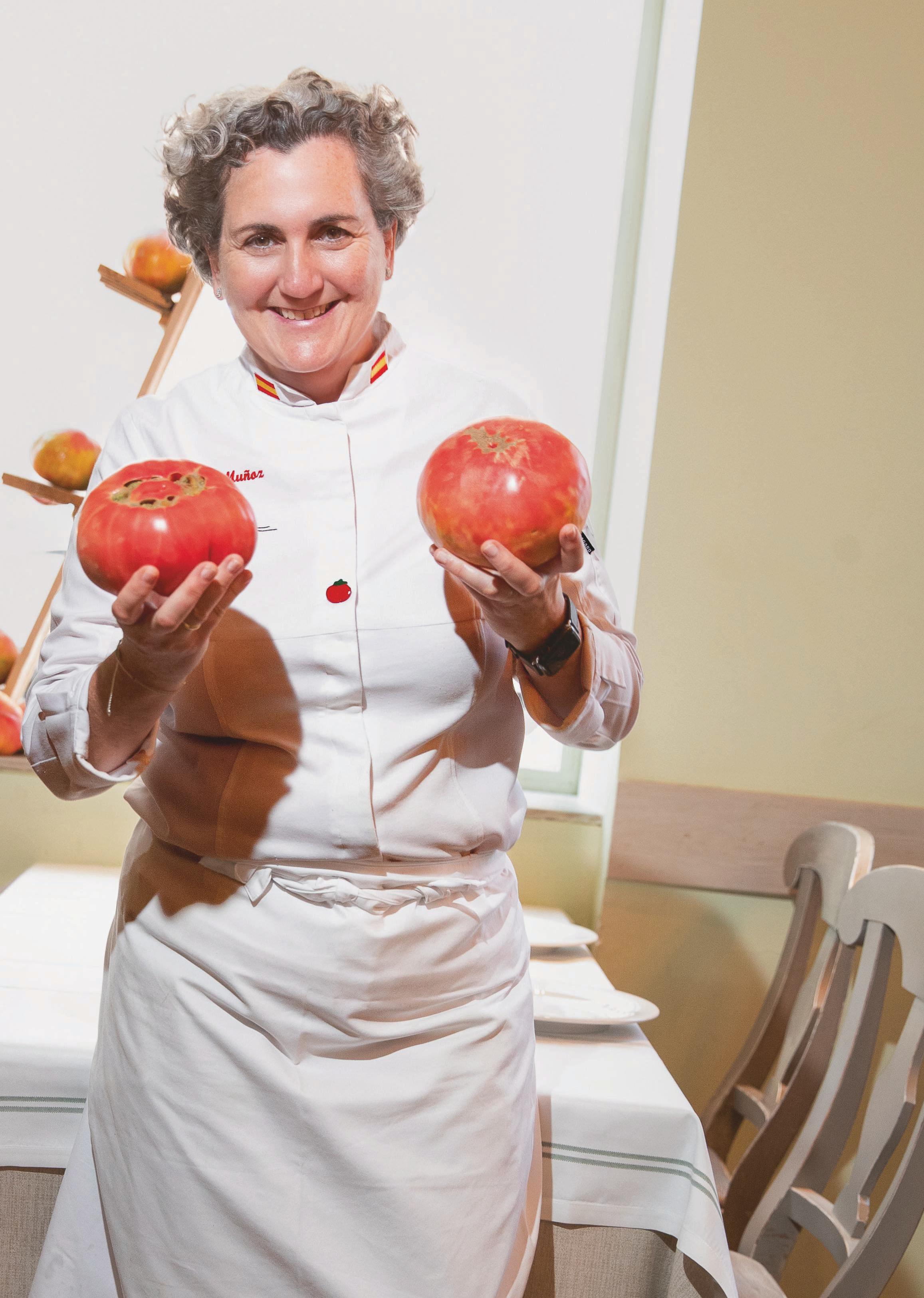 PEPA MUNOZ Y SU RECETA DE LA PULARDA QUE UNE GENERACIONES