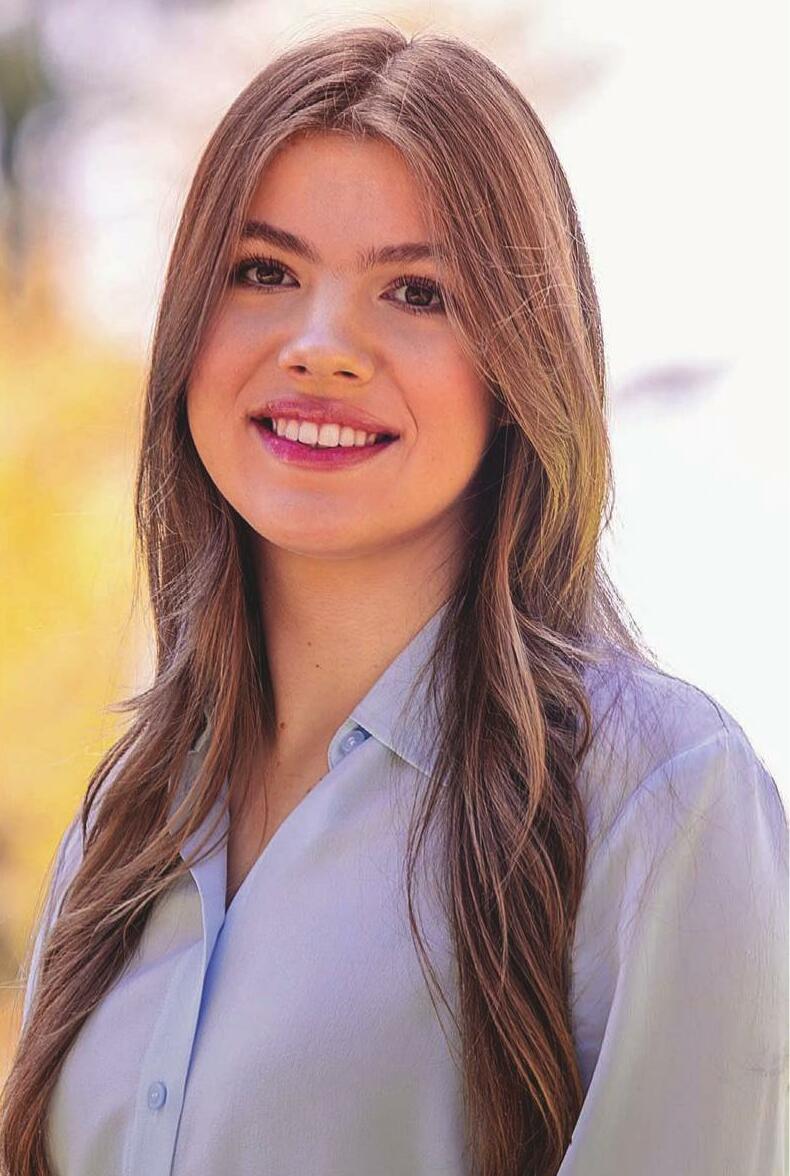 SOFÍA DE BORBÓN CUMPLE 19 AÑOS, MÁS LIBRE QUE NUNCA, EN LA RECTA FINAL DEL CURSO Y DESPIDIÉNDOSE YA DE LISBOA