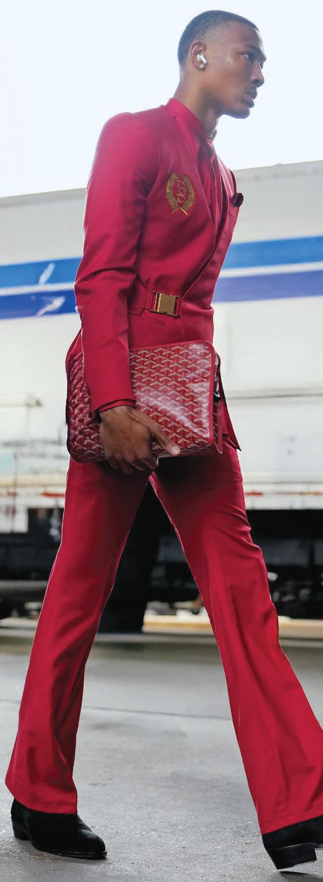 N.F.L. STARS SHOW THEY HAVE BAGS OF STYLE