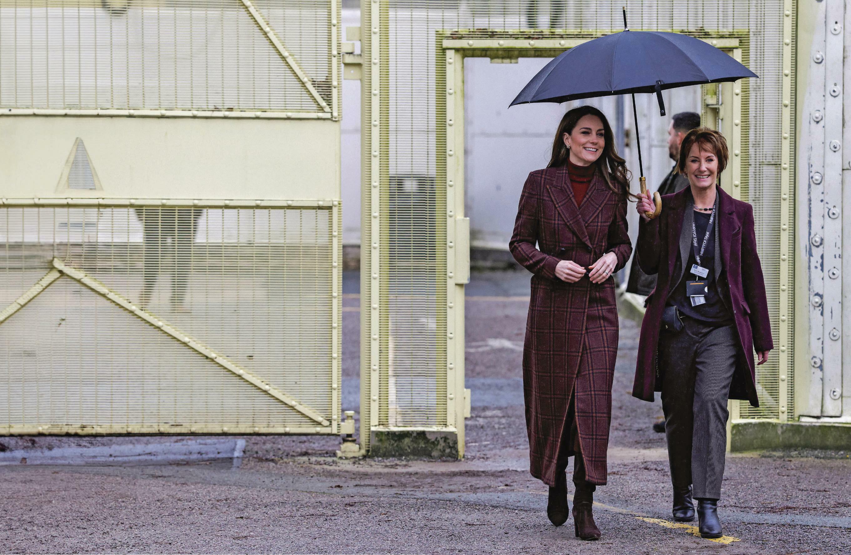 KATE'S POIGNANT PRISON VISIT