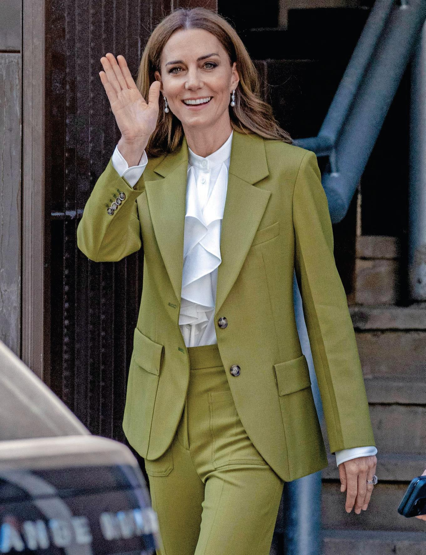 INSIDE KATE'S NEW DAWN