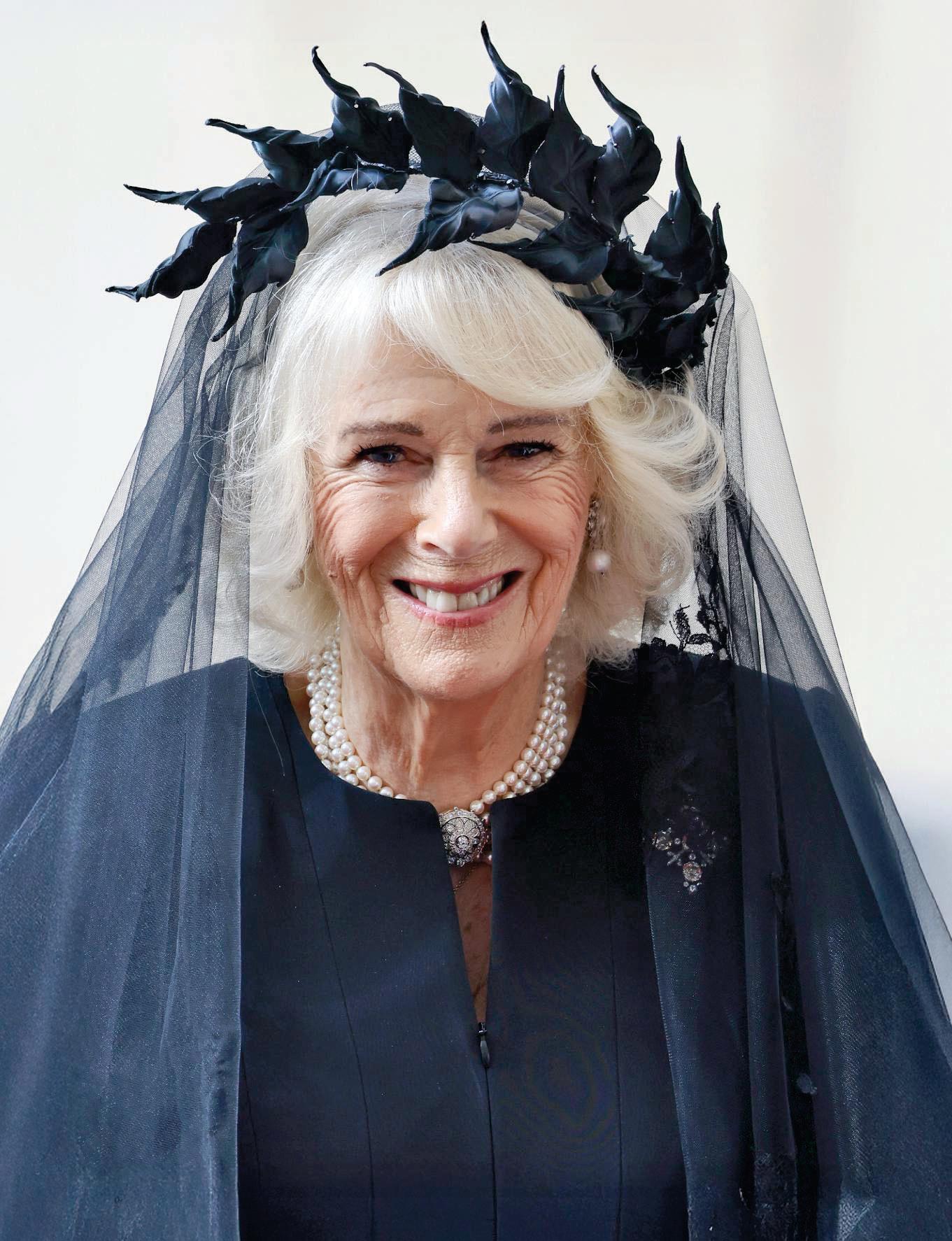 ROYAL VISIT HEALS VATICAN RIFT