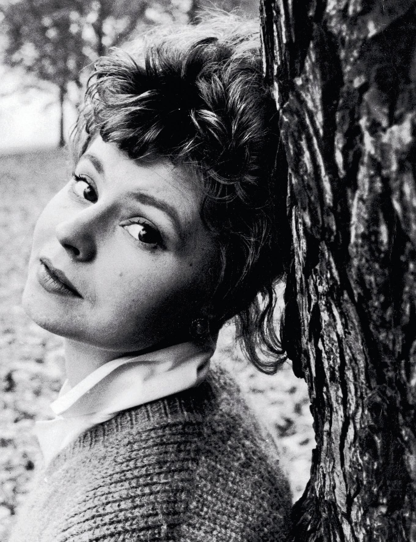 PRUNELLA SCALES