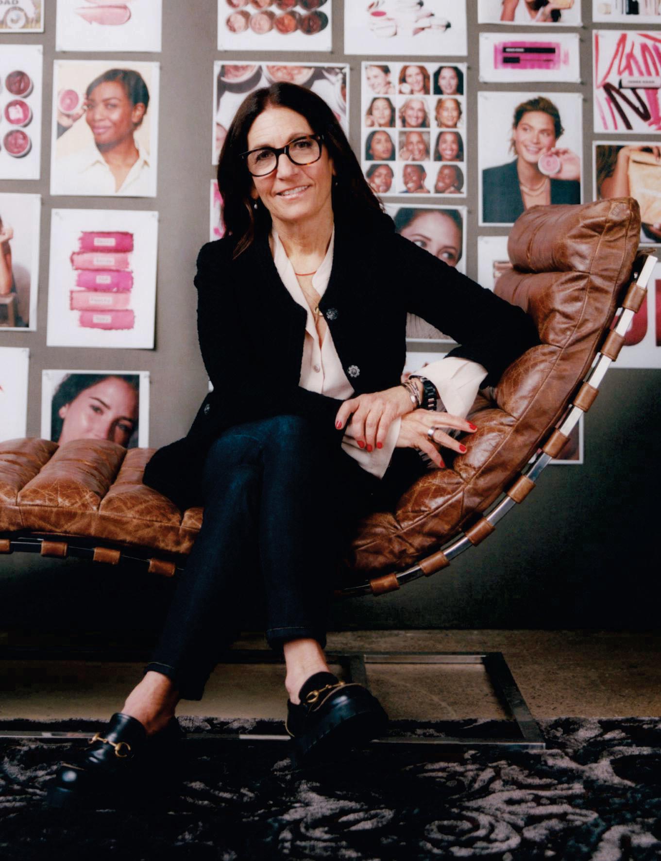 THE COSMETICS QUEEN
