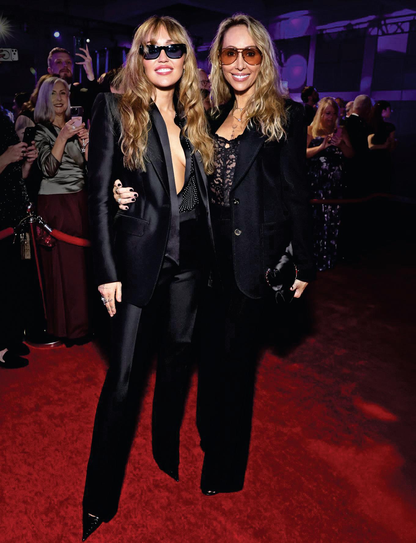 STARRY NIGHT FOR MILEY AND TISH