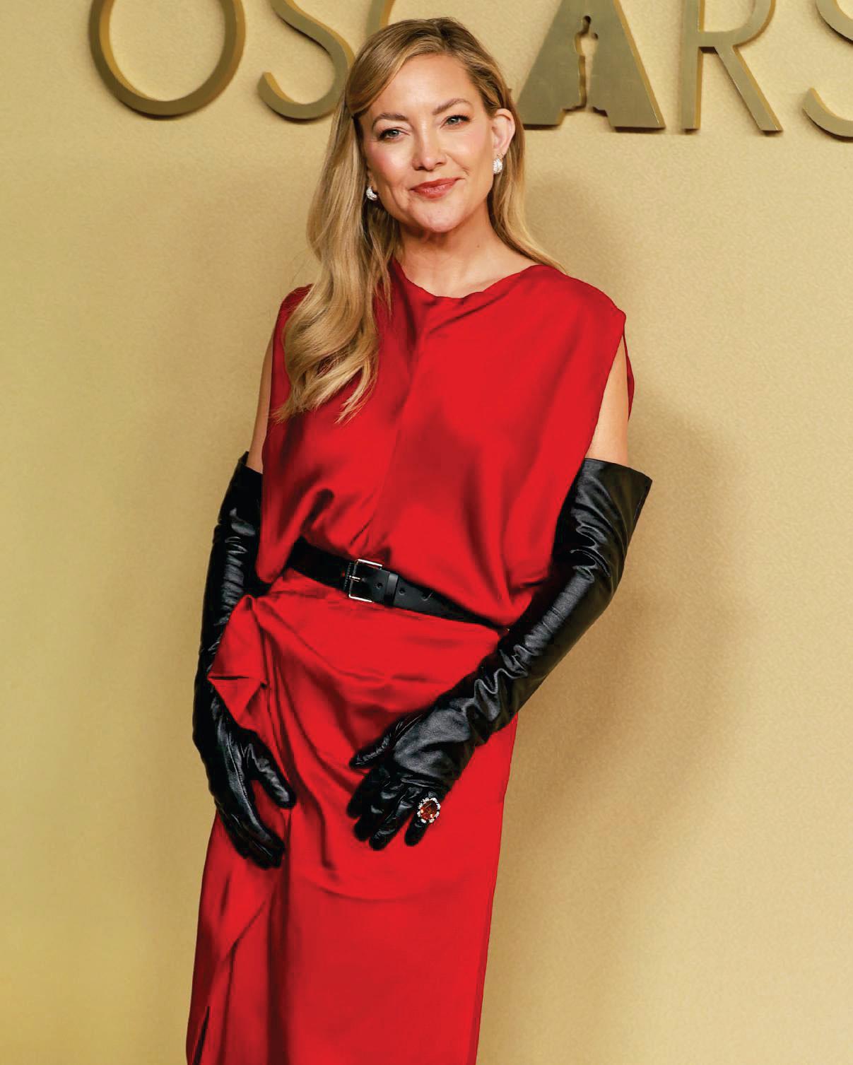 KATE HUDSON HEATS UP THE OSCARS RACE