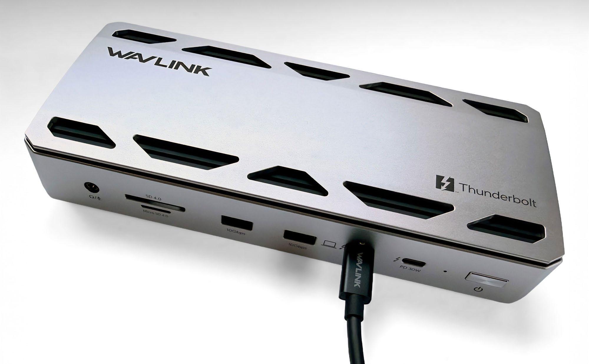 Wavlink Thunderbolt 5 Dock: Affordable fast Thunderbolt plus handy power options