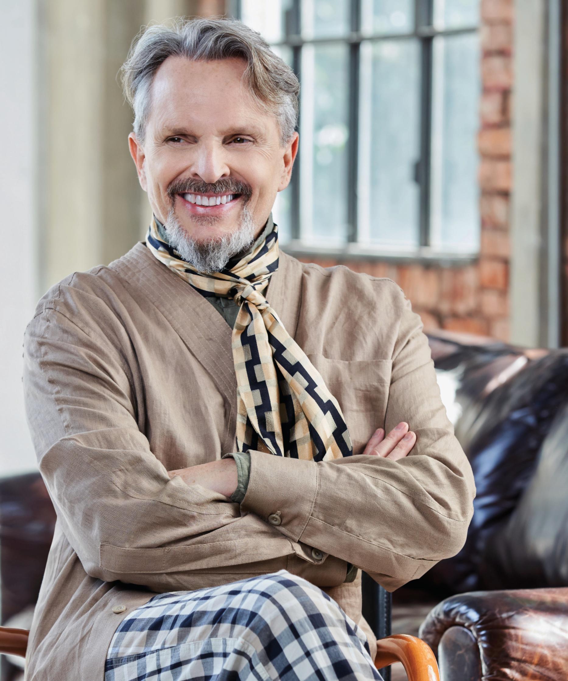 Miguel Bose