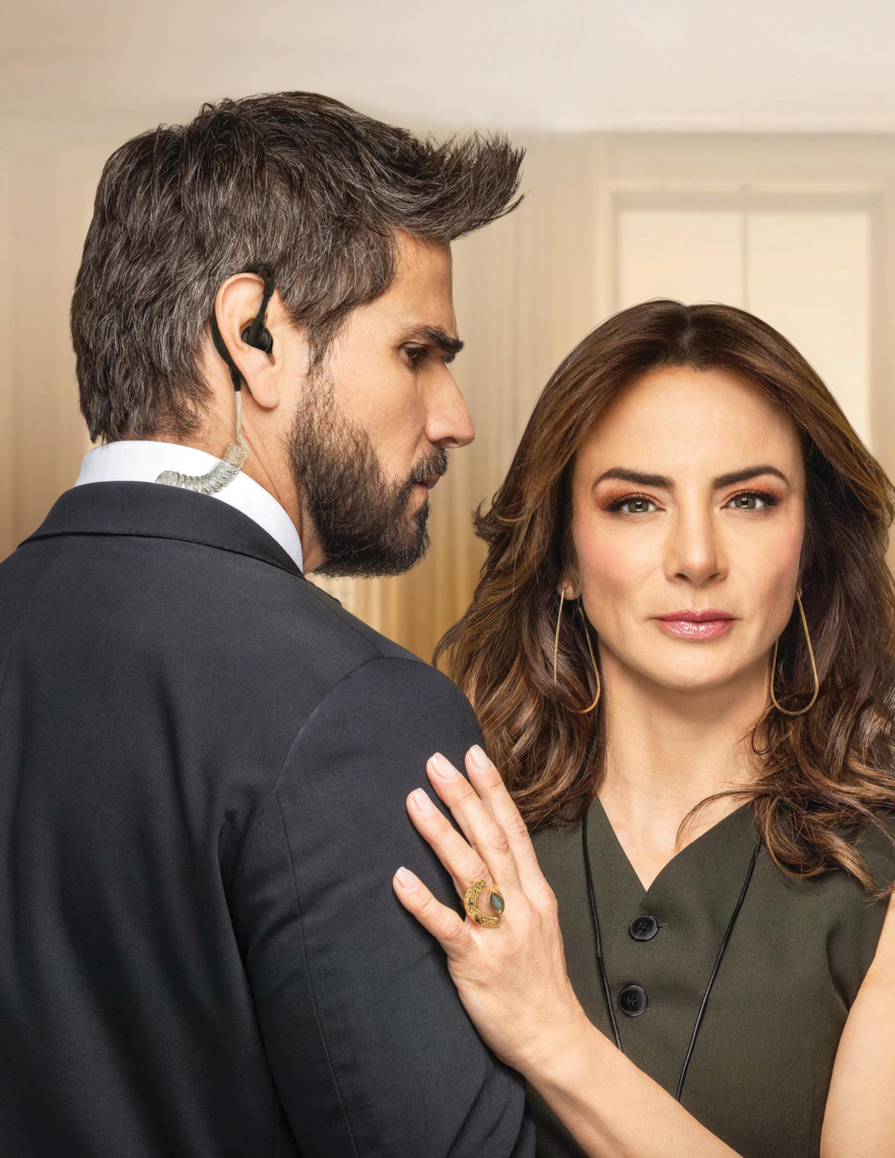 DANIEL ARENAS Y SILVIA NAVARRO AMOR A PRUEBA DETODO