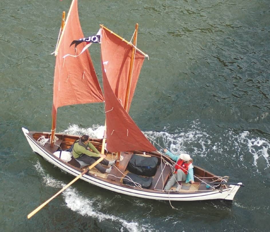 READER BOAT: Quinque