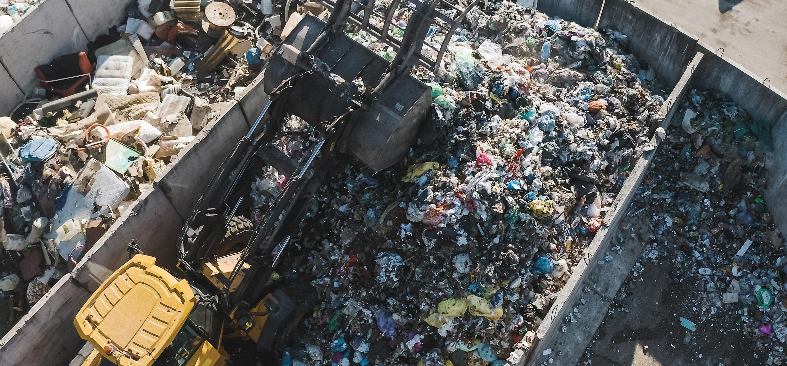 Citizen's Engagement in a Decentralized Wet Waste Management Approach