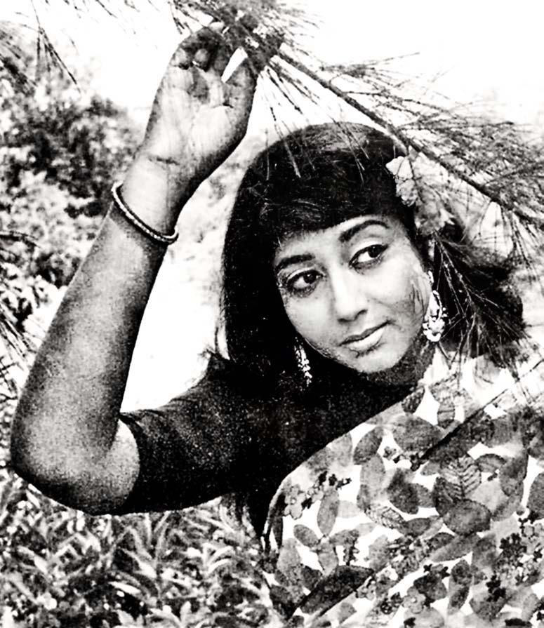 আত্মজীবনীতে বিস্ফোরক সাবিত্রী