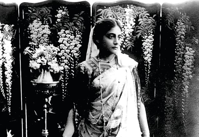 ইন্দিরা দেবী চৌধুরানী: ‘ঊষার আলো’