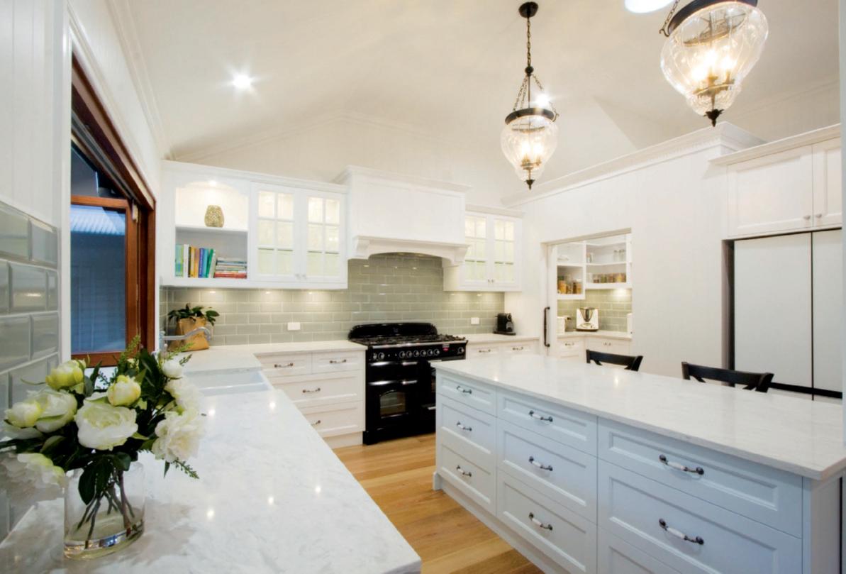 CONTRASTING QUEENSLANDER HAMPTON | Kitchens & Bathrooms Quarterly ...