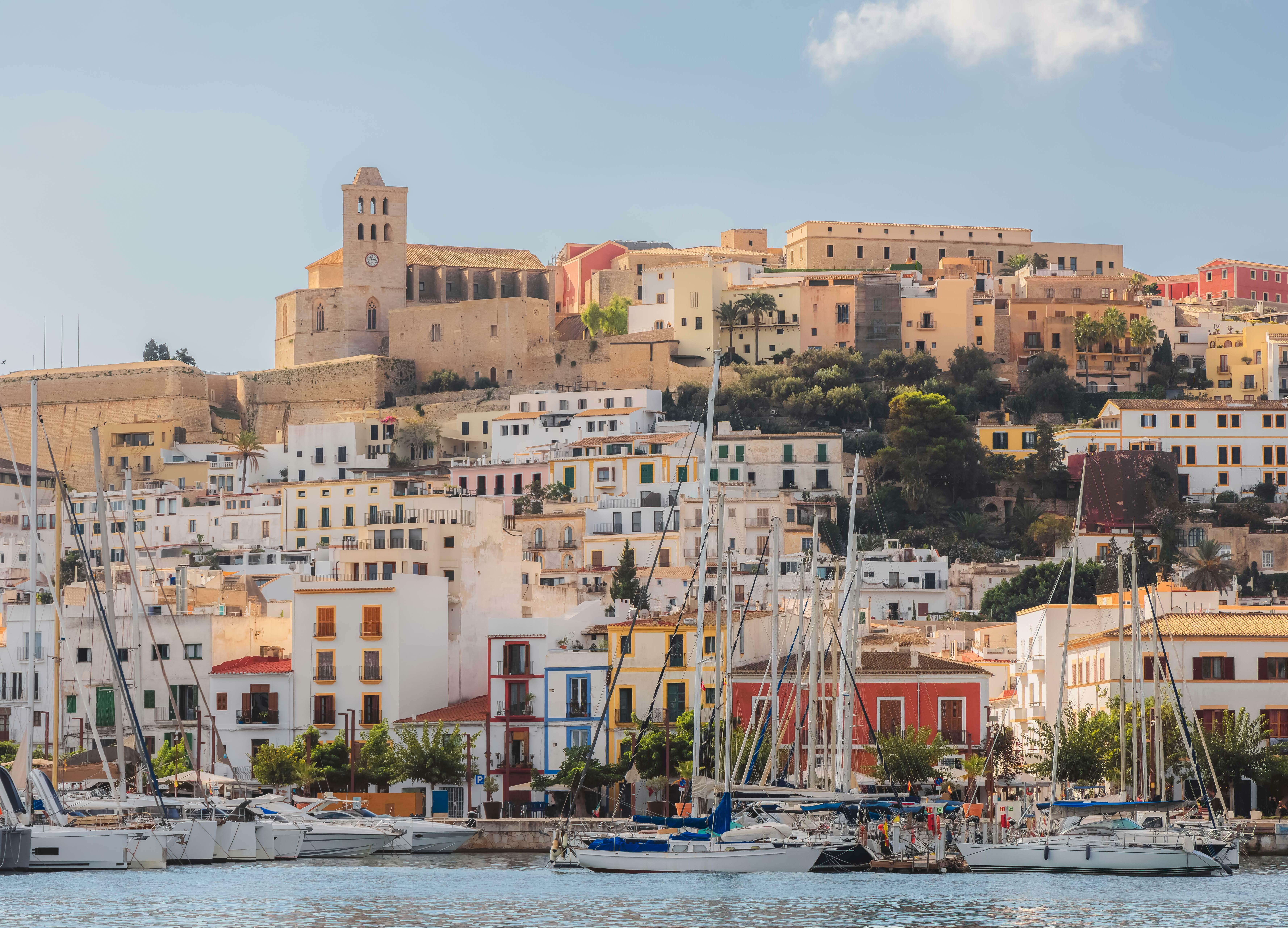 A GROWN-UP'S GUIDE TO IBIZA
