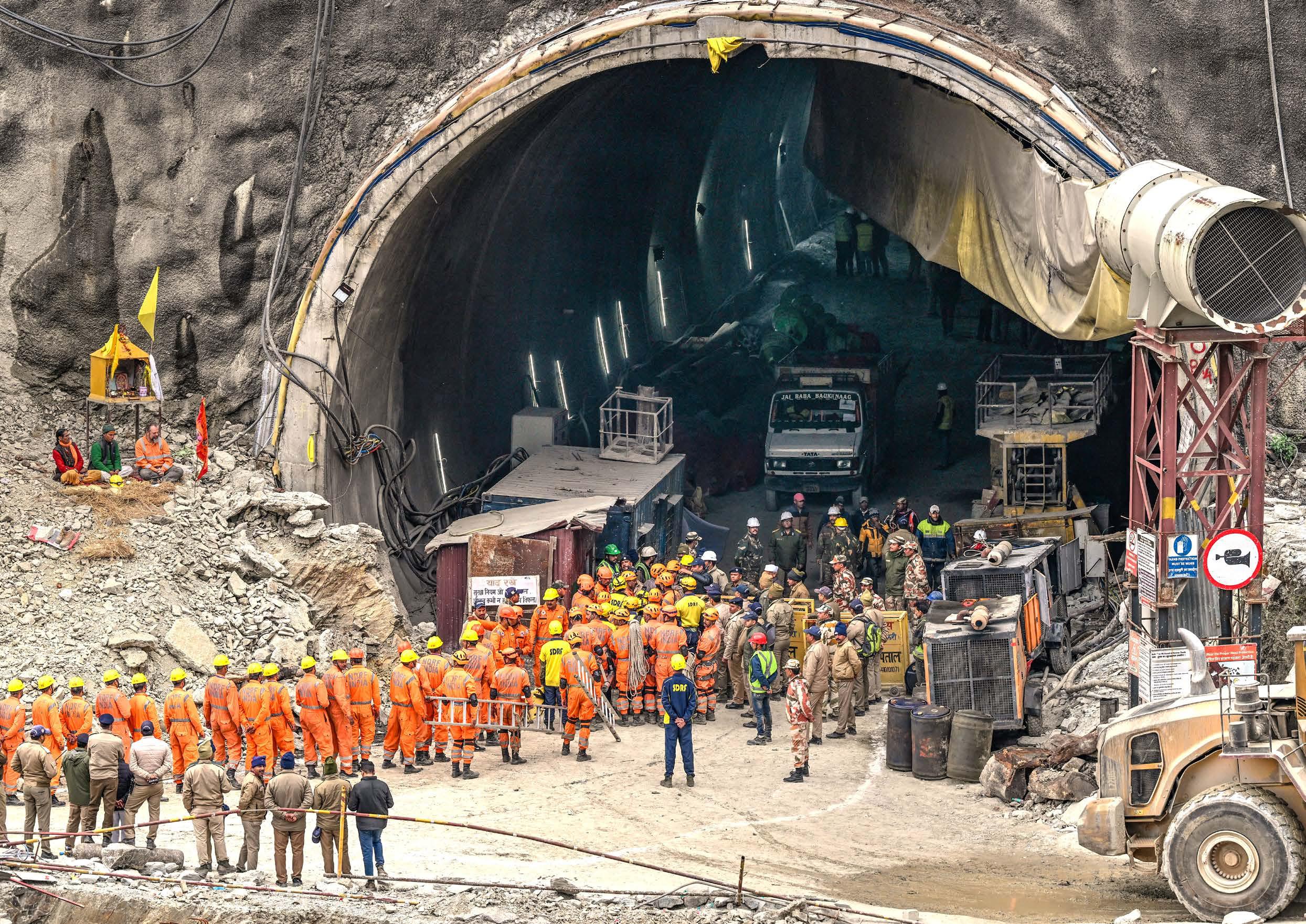 TUNNEL HERO ARNOLD DIX I PROMISED TO RESCUE THEM & I DID'