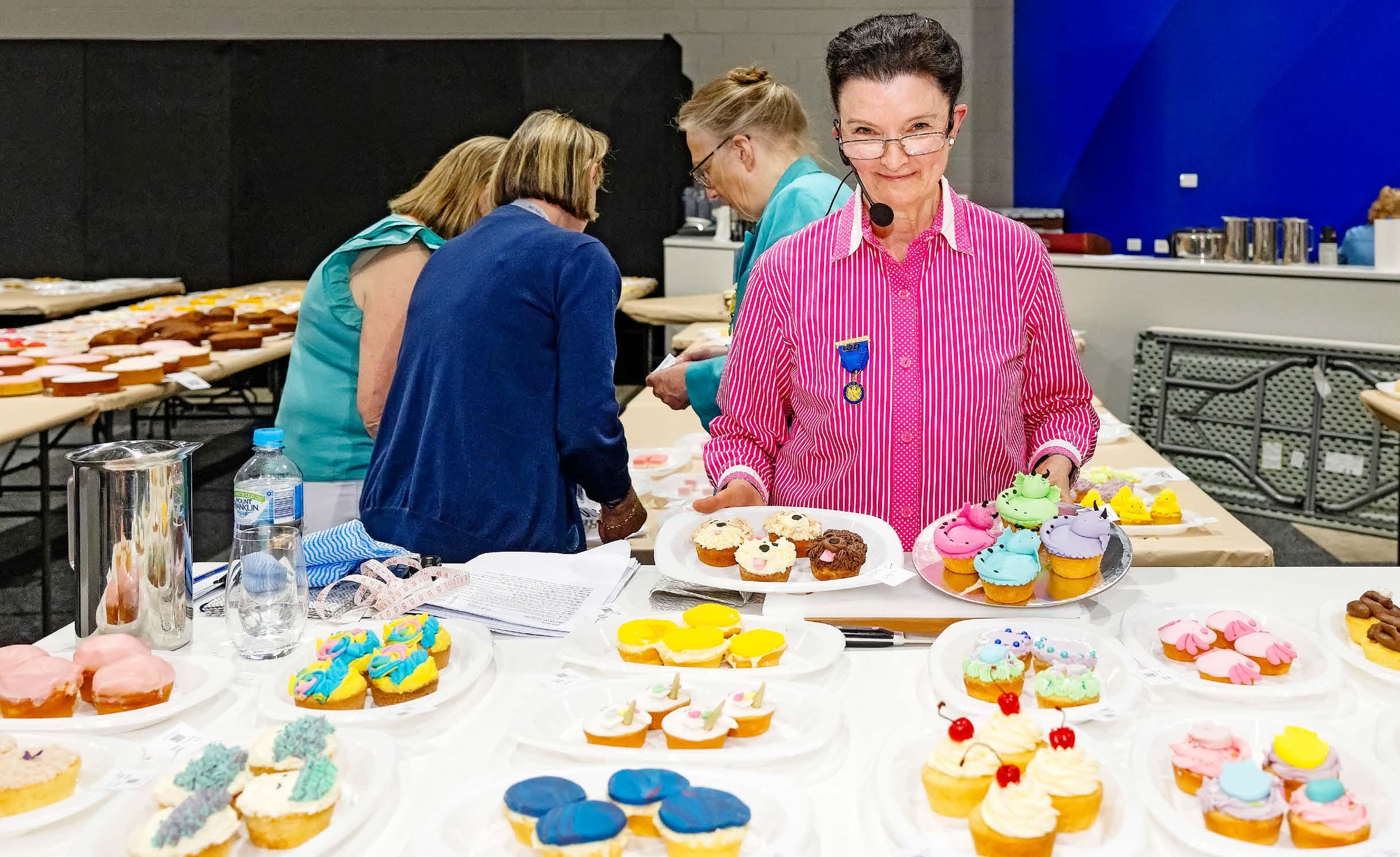 IT'S THE EASTER SHOW Bake off!