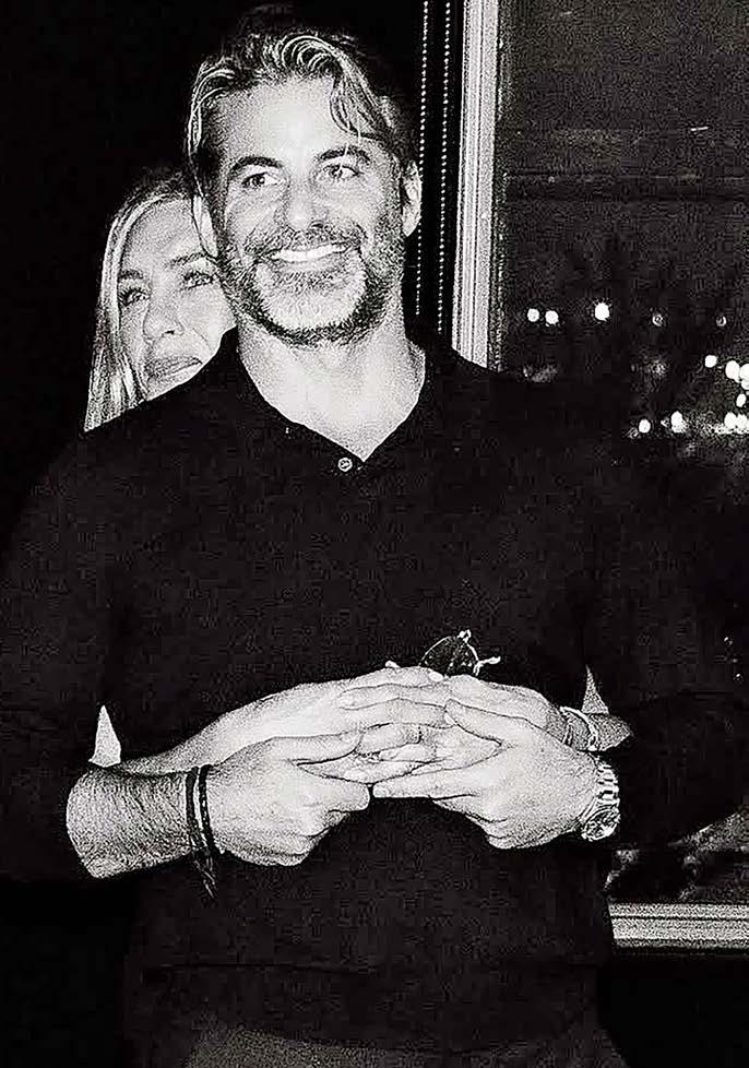 JEN'S BOYFRIEND DID HE PUT A RING ON IT?!