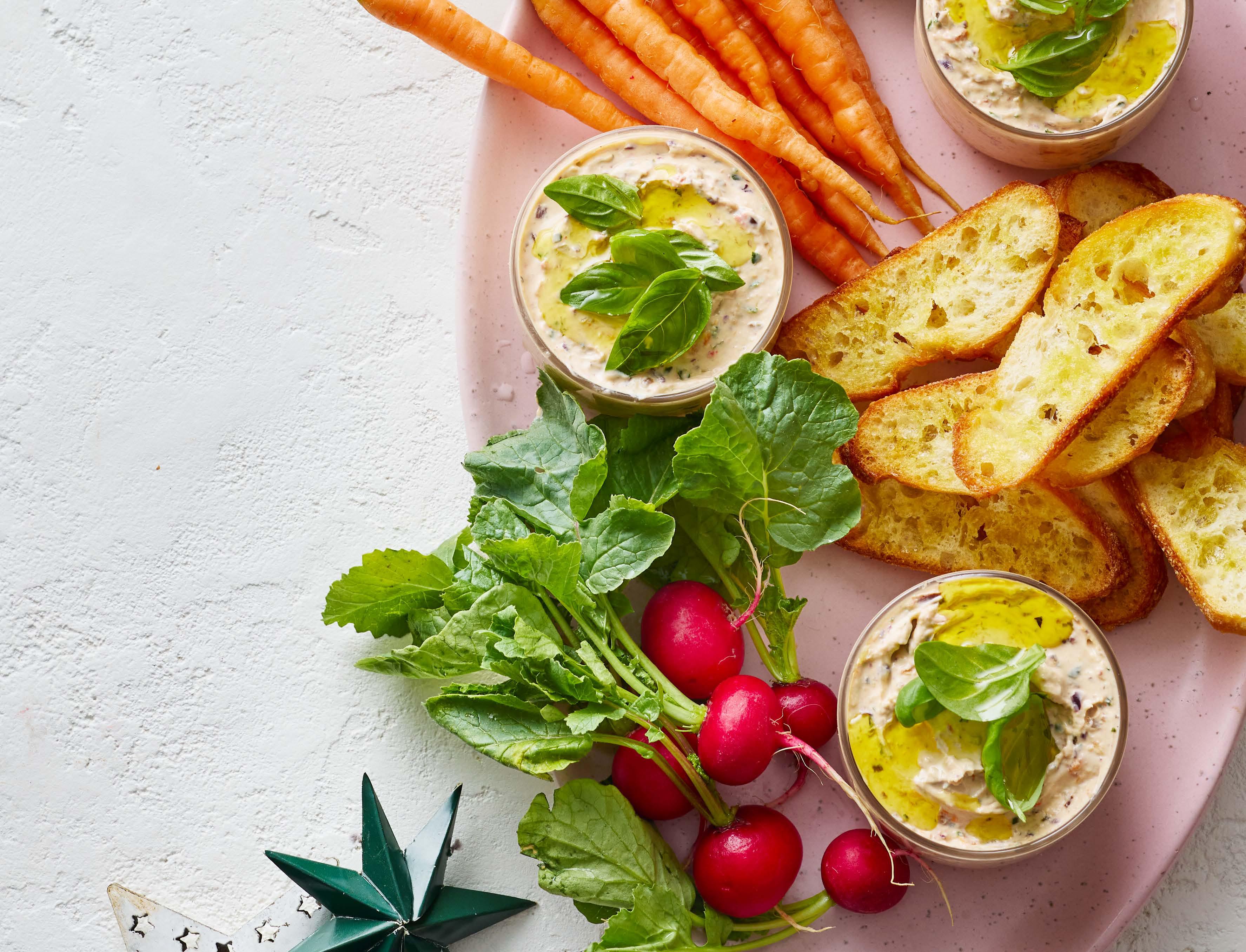DOLLAR SAVER FEAST