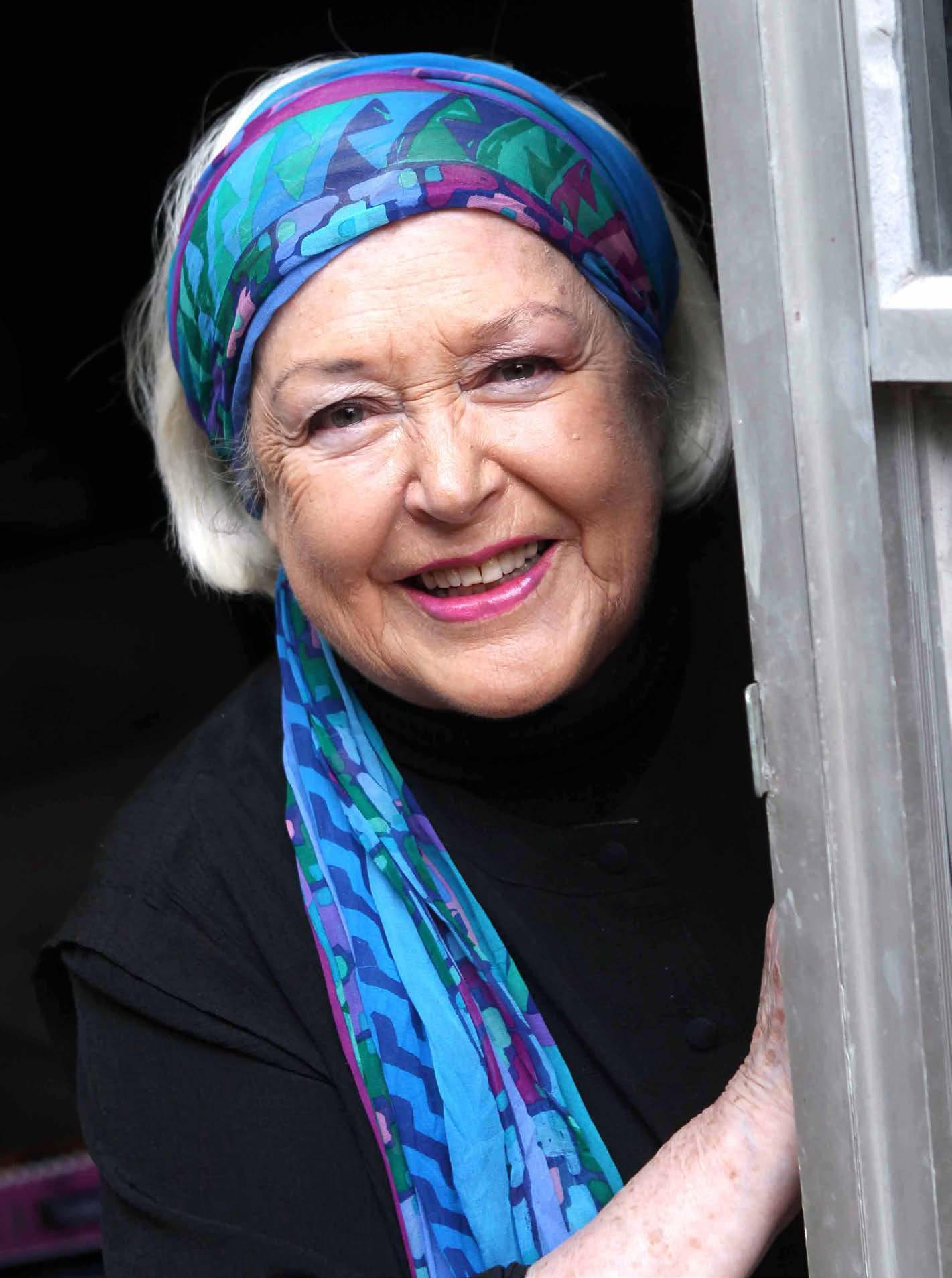 FAREWELL TO OUR LEADING LADY