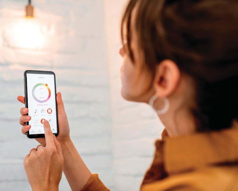 DISPOSITIVOS INTELIGENTES CÓMO PUEDEN HACERTE LA VIDA MÁS FÁCIL