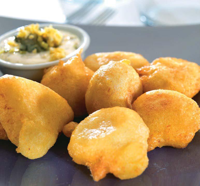 BUÑUELOS DE BACALAO CON SALSA TARTARA