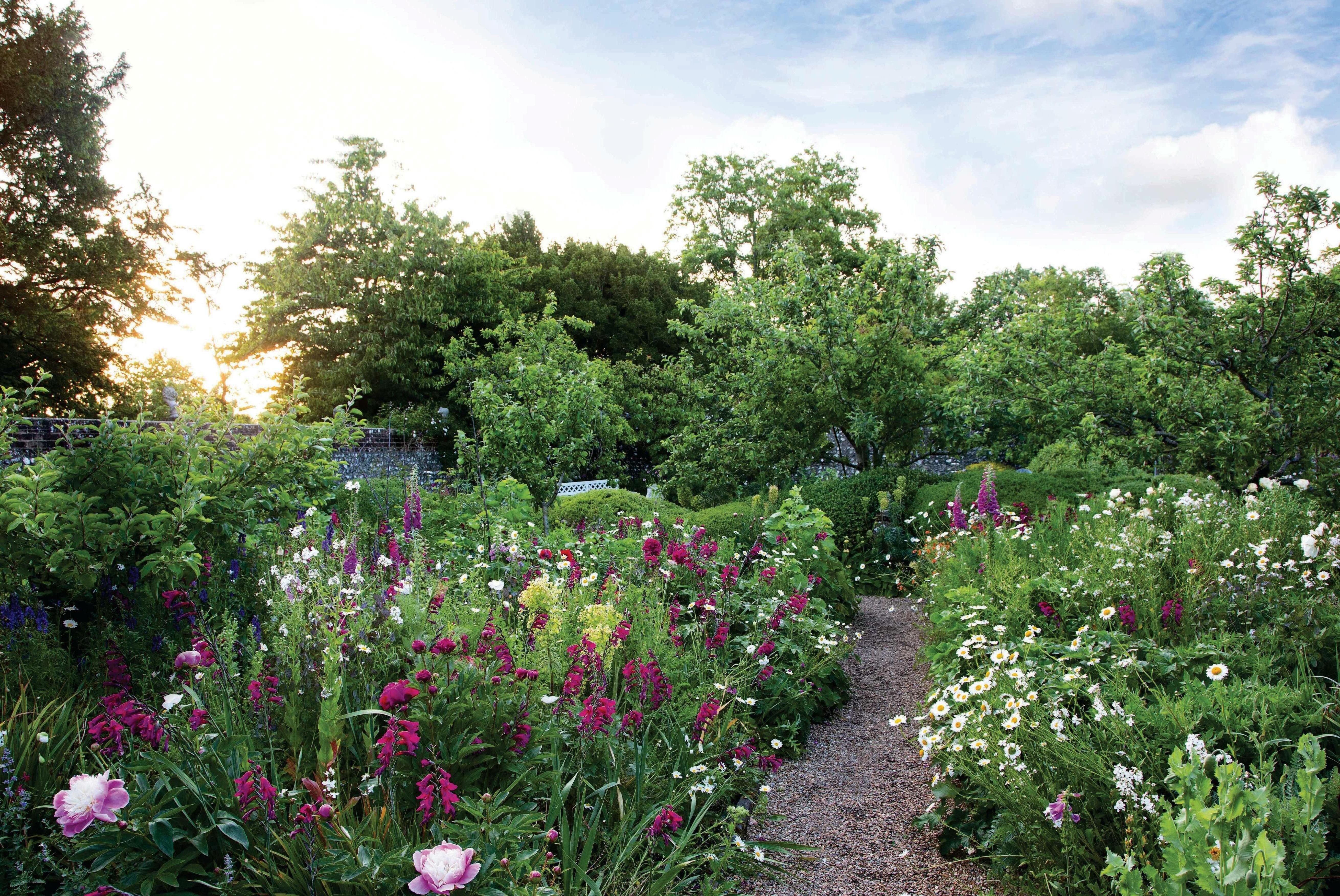 THE ART OF GARDENING