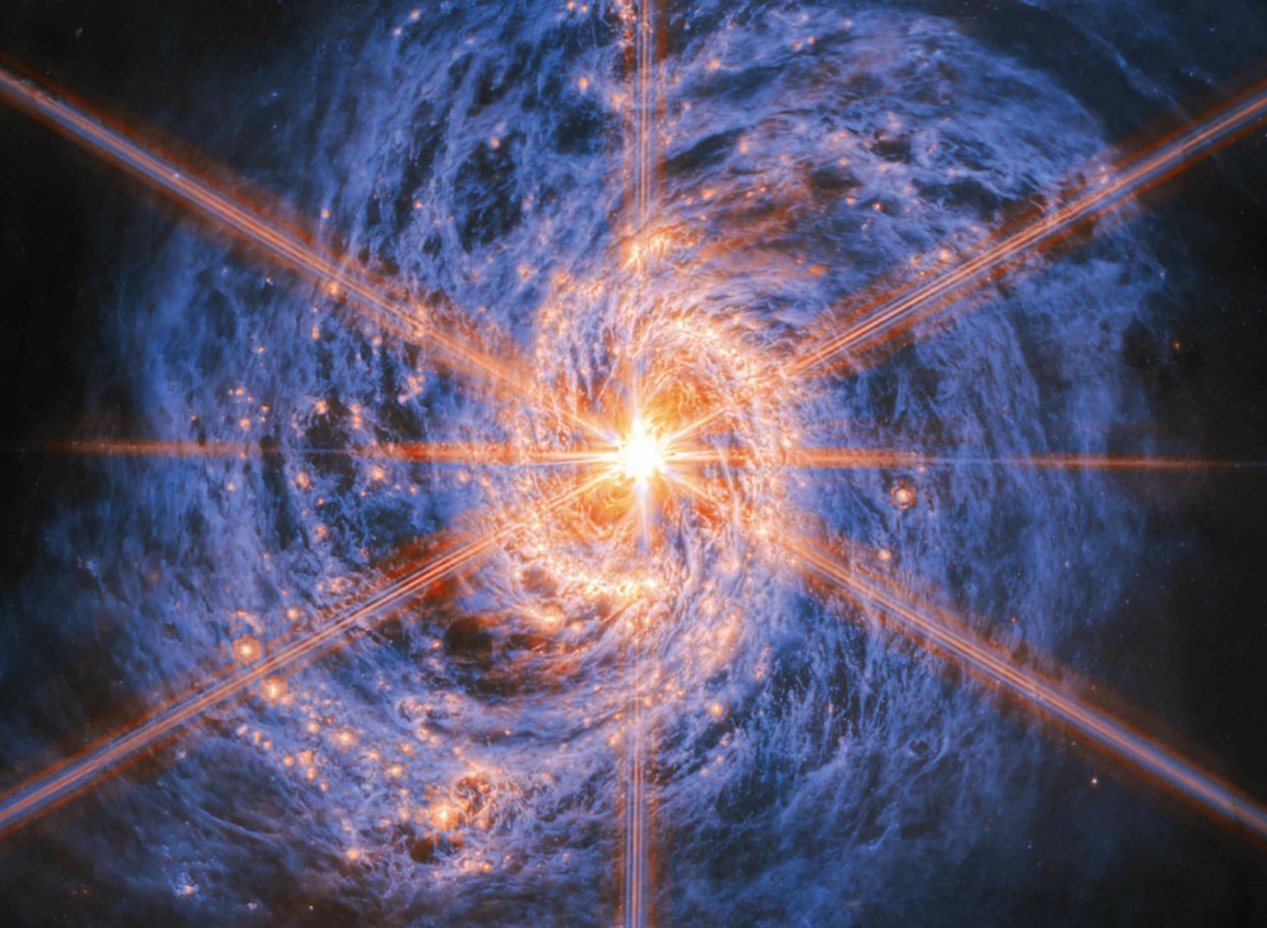 New NASA photo shows the full power of a supermassive black hole