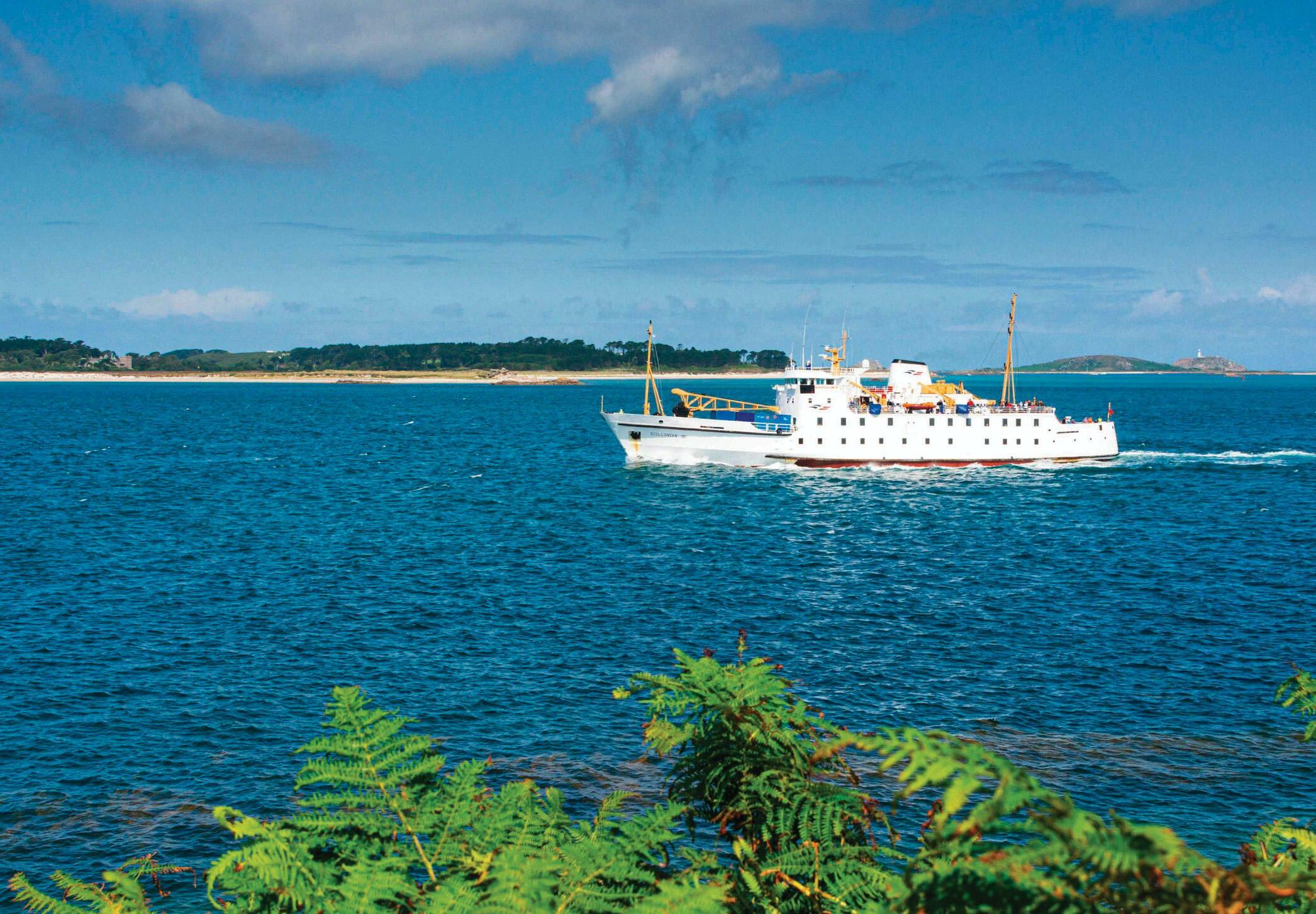 TOP 10 BRITAIN'S BEST BOAT TRIPS