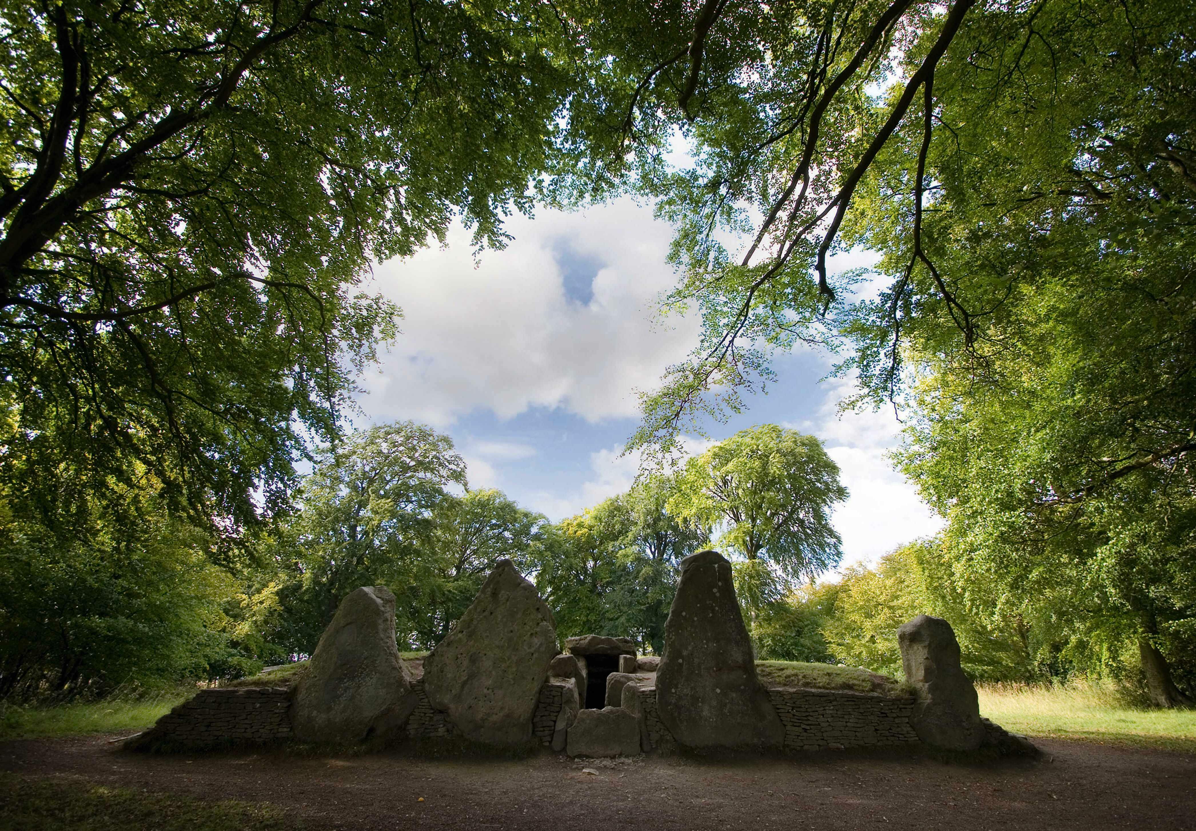 TOP 10 NEOLITHIC STRUCTURES