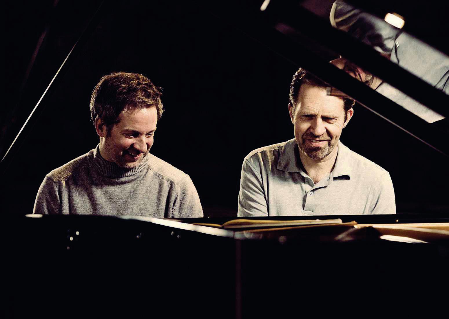 A seamless dialogue in piano works for two