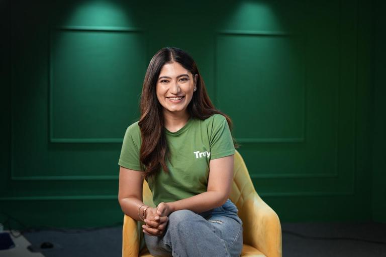 Balancing Act: How Saloni Anand Masters Motherhood & Entrepreneurship