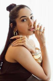 FACE OF THE MONTH Shanaya Makani