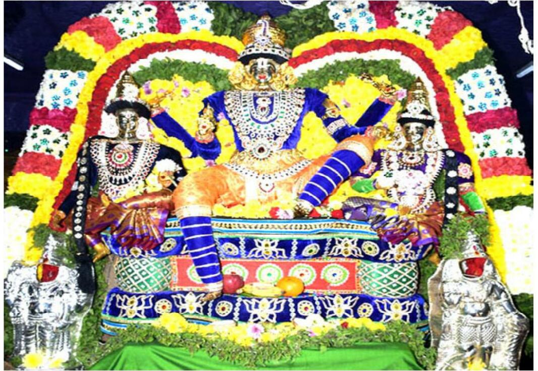 శ్రీ వరసిద్ధి వినాయక స్వామి ఆలయంలో వైకుంఠ ఏకాదశి