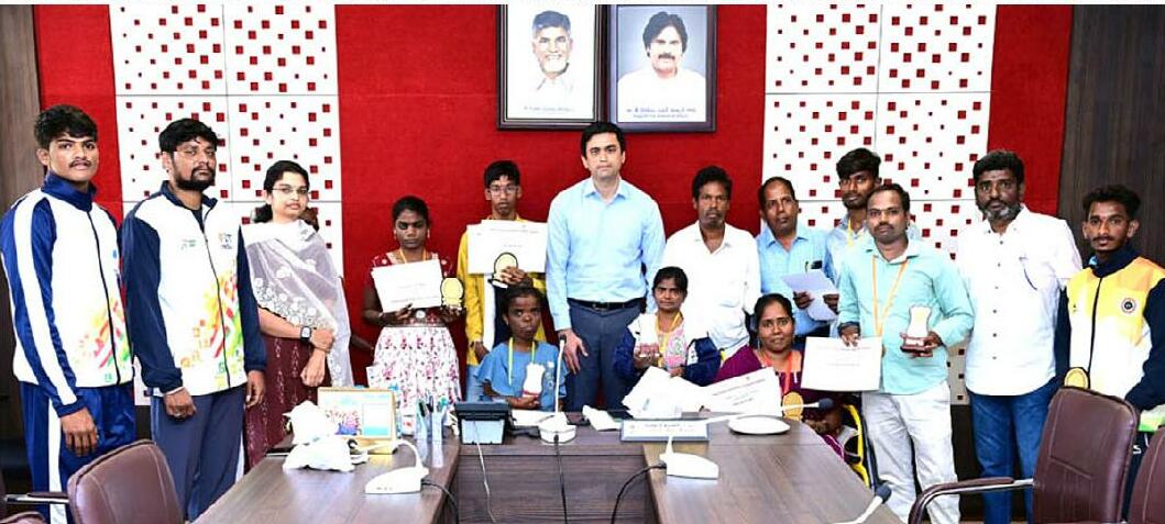 ప్రతిభకు వైకల్యం అడ్డు కాదు