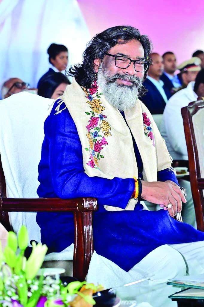 इस बार नए अंदाज़, नए तेवर में हेमंत सोरेन