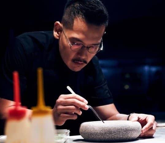 KITCHEN ARTIST