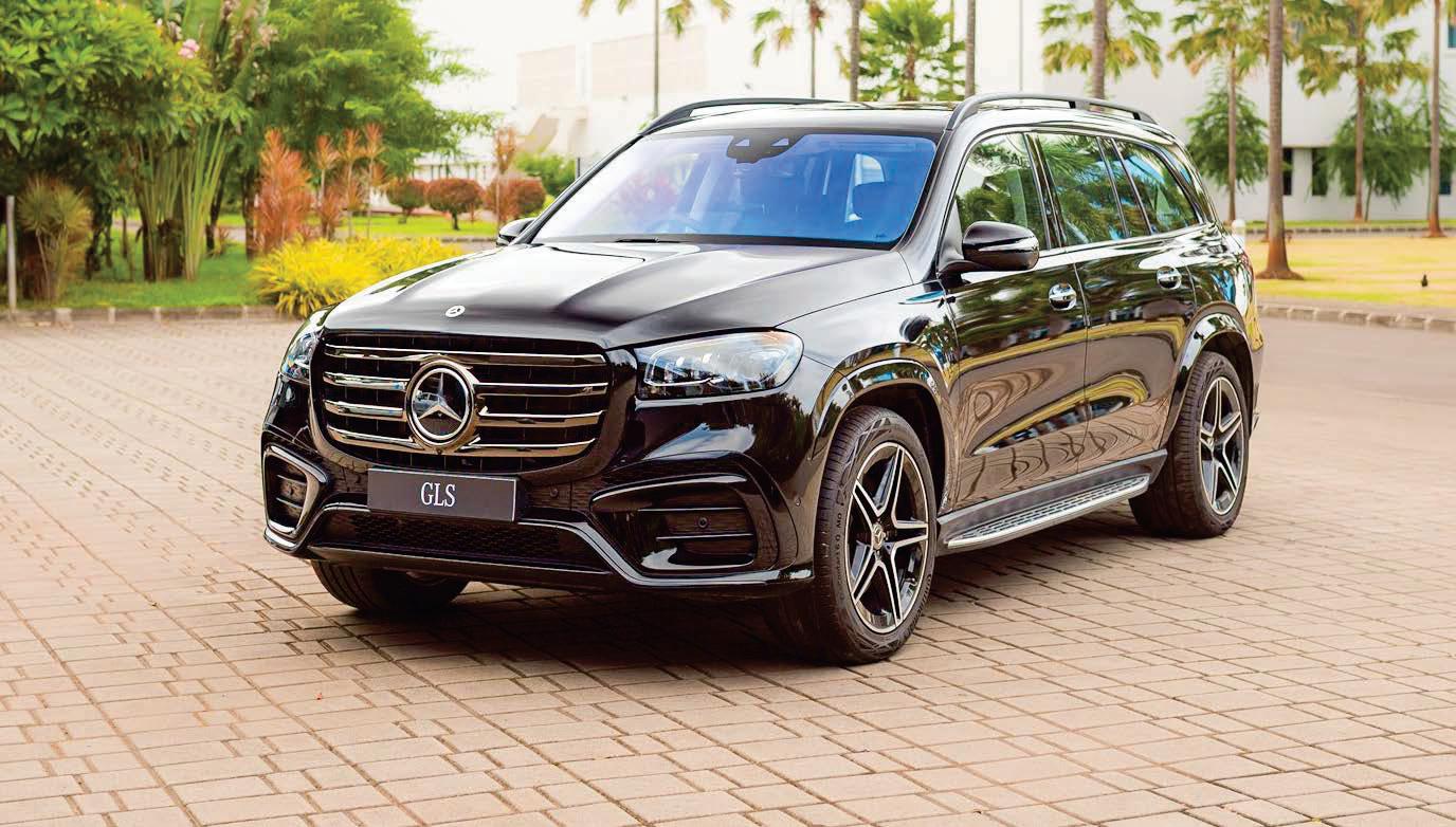 MERCEDES-BENZ GLS AMG LINE UNLEASHES THE SPORTIER SIDE OF THIS BEAST