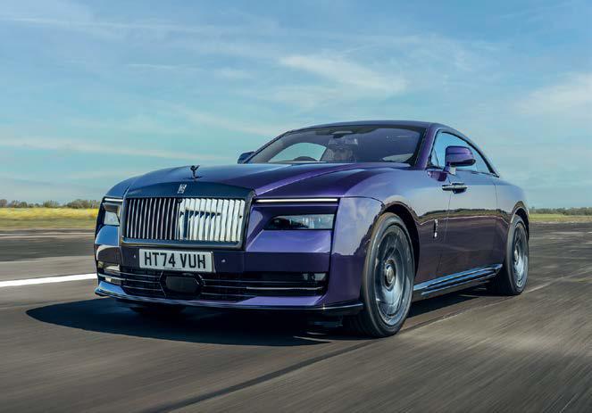 LUXURY POWER: ROLLS-ROYCE BLACK BADGE SPECTRE