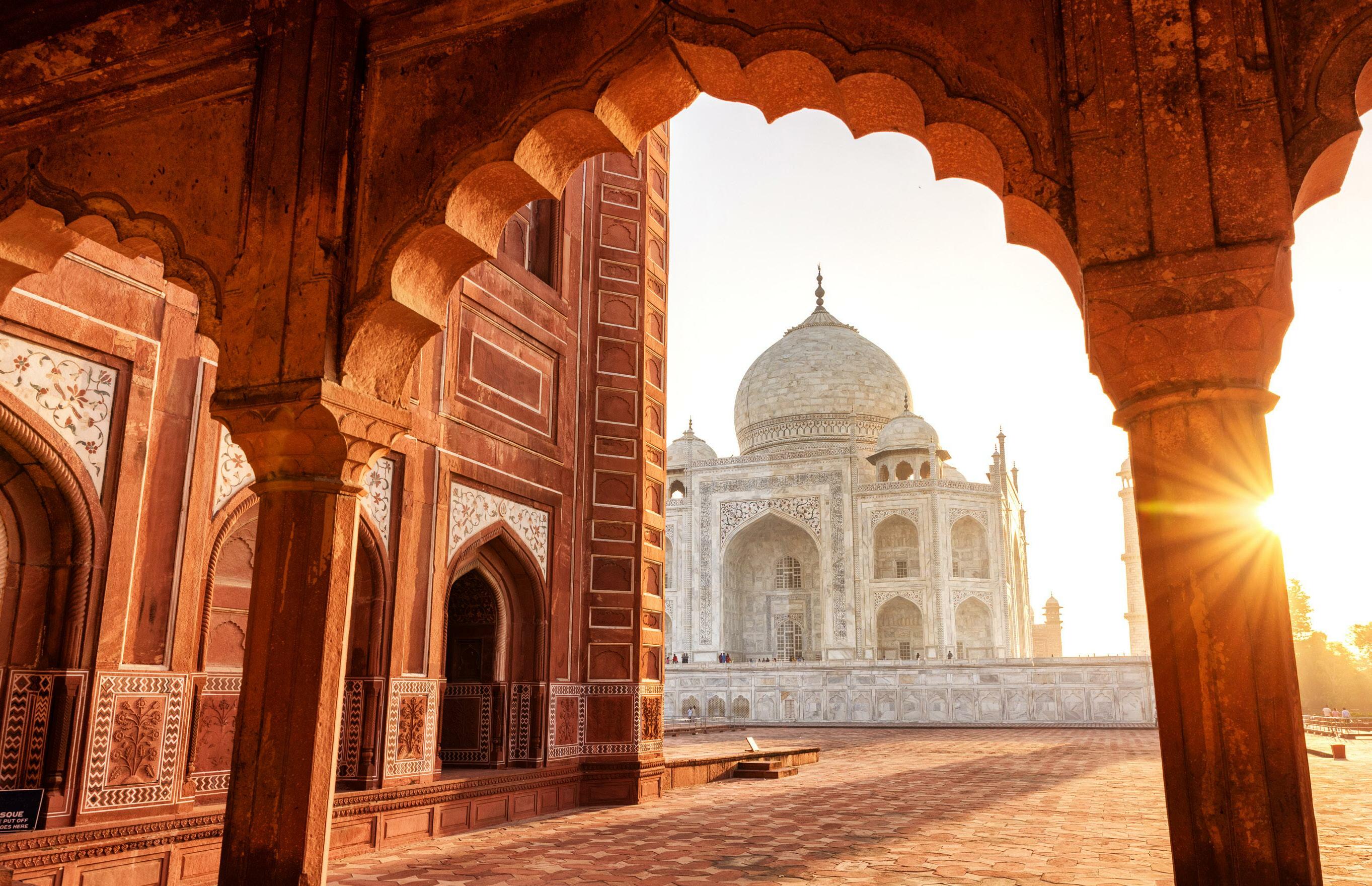 SLOW BOAT THROUGH INDIA