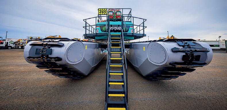 Custom Kobelco with amphibious undercarriage
